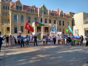 Kanadada Azərbaycan bayrağı ucaldıldı - FOTO