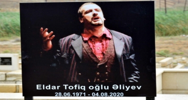 Məşhur vokalçı Eldar Əliyev son mənzilə yola salınıb - FOTO