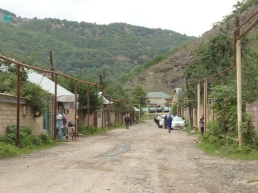 Göygölün Toğana kəndinə qaz çəkilir - FOTO