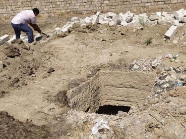 Bakıda tarixi abidə qanunsuz zəptdən xilas oldu - FOTO