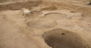 Naftalanda qədim yaşayış məskəni aşkarlandı - FOTO