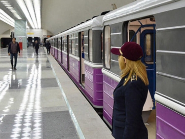 Bakıda metro stansiyaları fəaliyyətə başladı