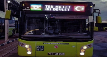 Türkiyədə avtobuslarda “Tək millət, iki dövlət” şüarı - FOTO