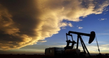 Keçən ay qlobal neft tədarükü azalıb