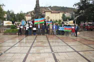 Kastamonu Universitetində təhsil alan azərbaycanlı gənclərdən Azərbaycan dəstək - FOTO