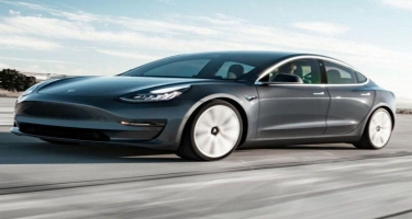 Tesla Model 3-ün 2021 versiyasında yenilik edilib