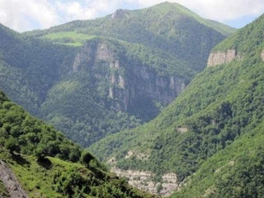 Ermənistan torpaqlarımızı işğal etməklə hansı gəlirləri əldə edib?