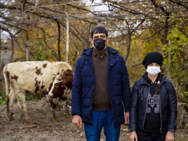 Şəhid ailələri və erməni terrorundan əziyyət çəkənlər üçün kiçik təsərrüfatlar yaradılıb - FOTO