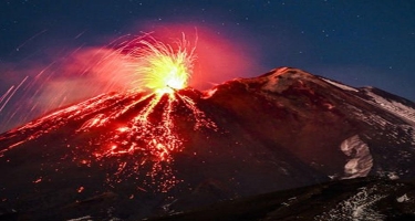 İtaliyadakı Etna vulkanı yenidən püskürdü