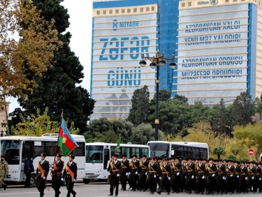 Müddətdən artıq həqiqi hərbi xidmət keçmək istəyən vətəndaşların sənədlərinin qəbuluna başlanılıb