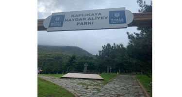 Bursadakı Heydər Əliyev Parkı əsaslı şəkildə təmir olunur -  FOTO