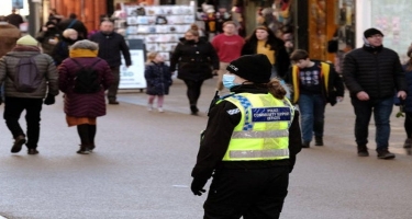 Britaniya polisi karantin qaydalarını pozanları sərt cəzalandıracaq