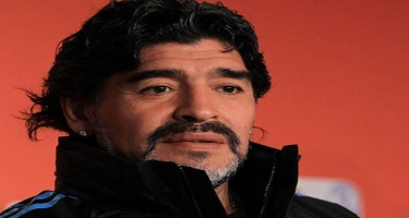 Prokurorluq təsdiq etdi: həkimi Maradonanın imzasını təqlid edib - FOTO