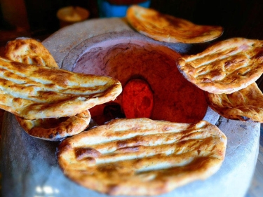 Bakıda təndir çörəyinin qiyməti bahalaşdı