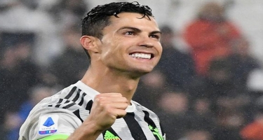 Ronaldo dünyada cəmi 10 ədəd olan avtomobil alaraq diqqət çəkdi - FOTO