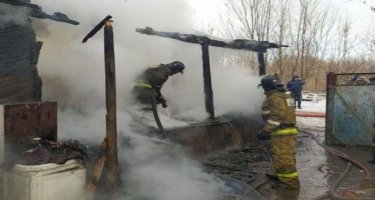 Rusiyada evdə nəzarətsiz qalan iki uşaq yanaraq öldü