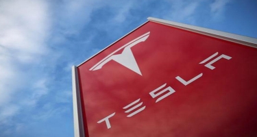 “Tesla” Hindistanda elektromobillərin istehsalı üzrə zavod tikəcək