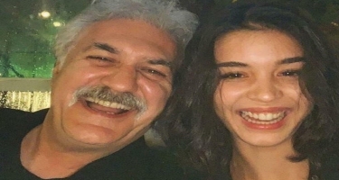 30 yaş özündən balaca qızla sevgili olan azərbaycanlı aktyorun evindən GÖRÜNTÜ - FOTO