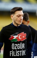 Özildən Fələstinə dəstək - FOTO