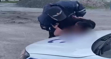 Rusiyada yol polisinin 19 yaşlı Vəkil Abdullayevi güllələdiyi anlar - VİDEO