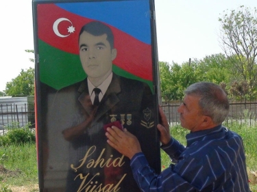 Murovdan Füzuliyədək döyüş yolu keçən şəhid Vüsal Məmmədovu tanıyaq - FOTO