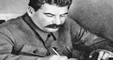 Rusların Stalin sevgisi pik həddə - Sorğu