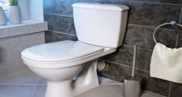İctimai tualetlərdə ehtiyatlı olun - Koronavirusa yoluxma ola bilər