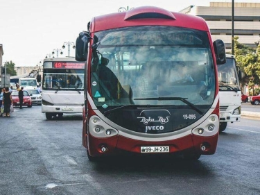 İctimai nəqliyyatın hərəkəti bərpa olundu