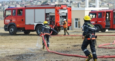 Bakıda istirahət mərkəzində, Xaçmazda isə fındıq bağında yanğın olub