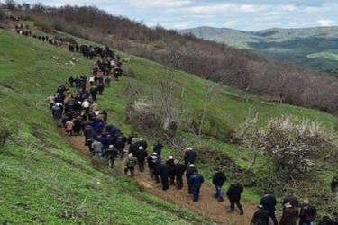 Ermənilər seçim qarşısında - Ya Azərbaycan, ya Qarabağsız ...