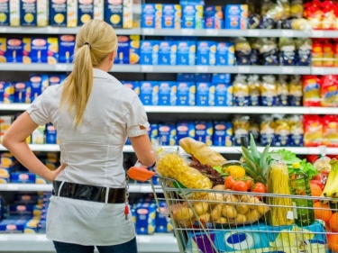 Bakıda supermarketdə məhsulların düzgün saxlanılmadığı məlum olub