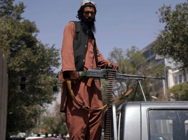 Məzari-Şərifdə “Taliban”la uşaq oğruları arasında atışma: Ölənlər var