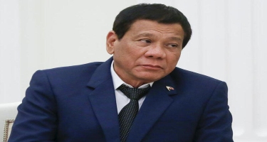 Filippin prezidenti siyasəti tərk etdiyini açıqlayıb