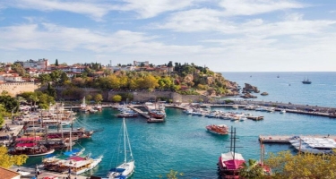 Antalyanı 9 milyona yaxın turist ziyarət etdi