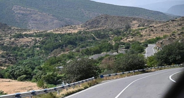 Azərbaycan Gorus-Qafan yolunda gömrük postları qurur