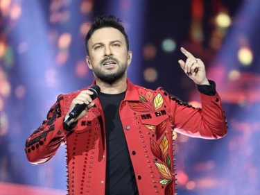 Tarkan üsyan etdi: “Yetər artıq” - FOTO