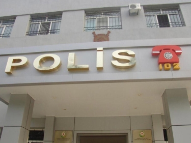 16 yaşlı TikTokçu polis şöbəsinə çağırıldı