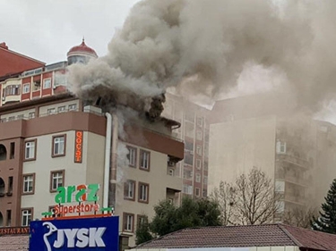 Bakıda “Qoç ət” restoranında yanğın: 3 nəfər tüstüdən zəhərlənib - YENİLƏNİB - VİDEO - FOTO