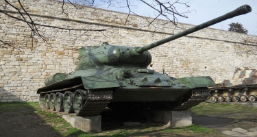 Serbiyada tank, zirehli texnika və artilleriyalar gündəlik 420 avroya icarəyə verilir
