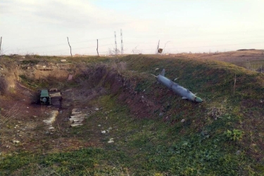 Füzulidə ermənilərin atıb qaçdığı 20-yə yaxın raket aşkarlandı - FOTO