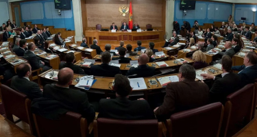 Monteneqro parlamenti hökumətin istefasına səs verib