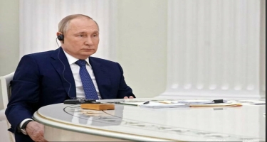 “Rusiya Pyotr Poroşenkoya siyasi sığınacaq verməyə hazırdır” - Putin
