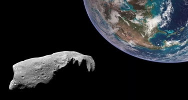 Planetimiz TƏHLÜKƏDƏ: 4 Eyfel qülləsi böyüklüyündə asteroid GƏLİR