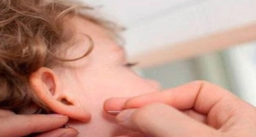 Qız uşaqlarının qulağının 5 yaşından tez deşilməsi fəsadlar yarada bilər