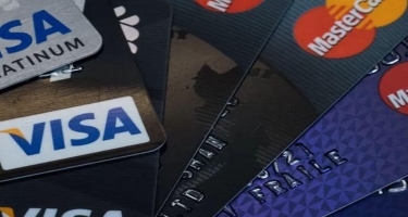“Visa” və “MasterCard” Rusiyadan gedir: bu, ölkə əhalisi üçün nə deməkdir?