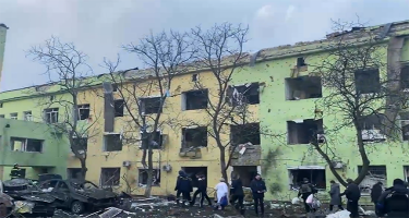 Ruslar Mariupolda uşaq xəstəxanasını vurdu, yaralılar var - VİDEO