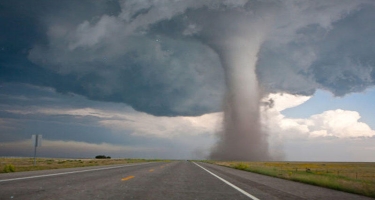 Rusiyada qorxunc tornado - VİDEO