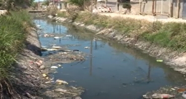 Ramanadakı su kanalı antisanitar vəziyyətdədir - VİDEO