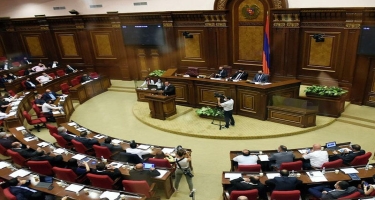 Ermənistanda müxalif deputatlar mandatdan məhrum edilə bilər