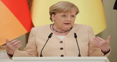 Merkel sükutu pozdu - O, Ukraynanın yanındadır